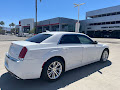2017 Chrysler 300 Limited