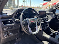 2023 GMC Yukon SLE