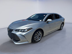 2019 Toyota Avalon XLE