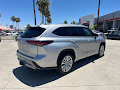 2024 Toyota Highlander Platinum