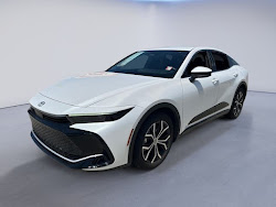 2023 Toyota Crown XLE