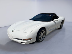 2002 Chevrolet Corvette Base