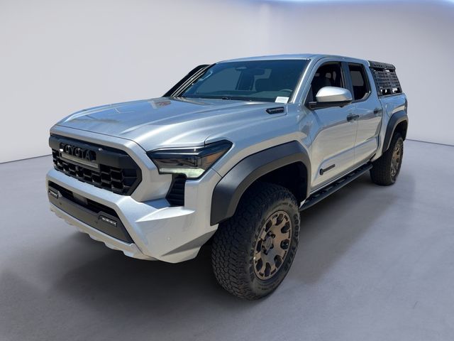 2025 Toyota Tacoma Hybrid Trailhunter