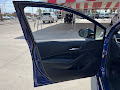 2025 Toyota Corolla Hatchback SE