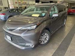 2021 Toyota Sienna XLE