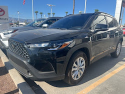 2024 Toyota Corolla Cross LE