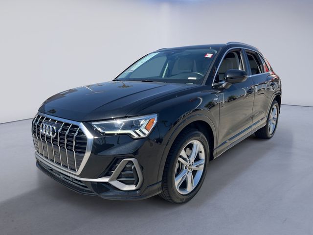 2022 Audi Q3 Premium Plus