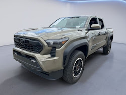 2025 Toyota Tacoma Hybrid TRD Off Road