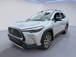2025 Toyota Corolla Cross XLE
