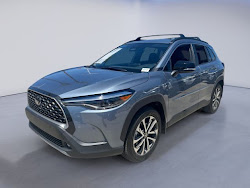 2025 Toyota Corolla Cross XLE
