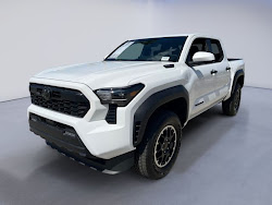 2025 Toyota Tacoma Hybrid TRD Off Road
