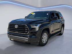 2025 Toyota Sequoia SR5