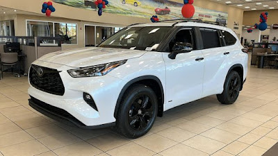 2025 Toyota Highlander Hybrid