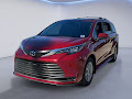 2025 Toyota Sienna LE