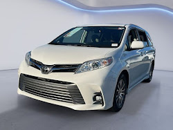 2019 Toyota Sienna XLE