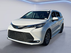 2021 Toyota Sienna XLE
