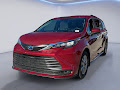 2025 Toyota Sienna LE