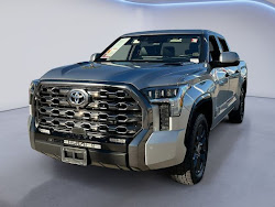 2023 Toyota Tundra Hybrid Platinum