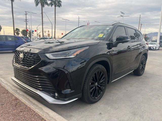 2023 Toyota Highlander XSE