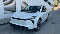 2026 Toyota bZ XLE Plus