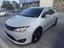 2020 Chrysler Pacifica Touring