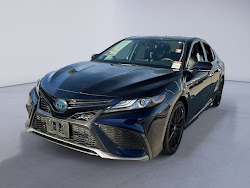 2022 Toyota Camry Hybrid XSE