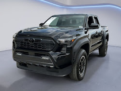 2026 Toyota Tacoma Hybrid TRD Off Road