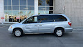 2006 Chrysler Town & Country LX