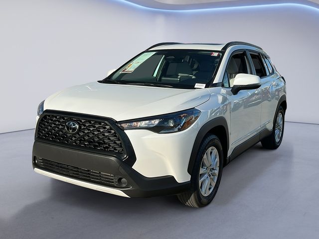 2024 Toyota Corolla Cross LE