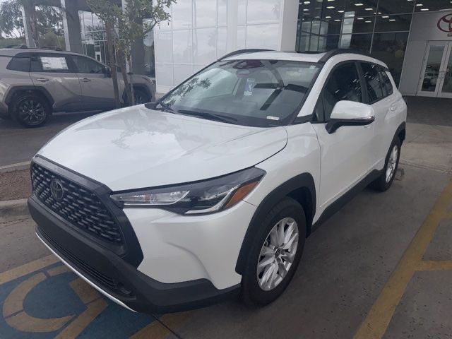 2024 Toyota Corolla Cross LE