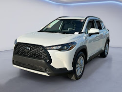 2024 Toyota Corolla Cross LE