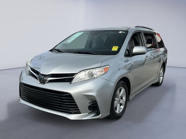 2020 Toyota Sienna LE