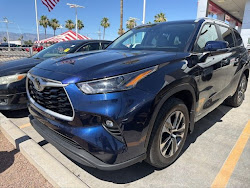 2025 Toyota Highlander Hybrid XLE