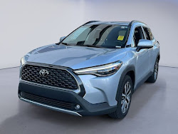 2024 Toyota Corolla Cross XLE