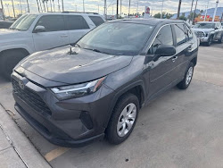 2023 Toyota RAV4 LE