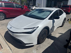 2025 Toyota Prius LE