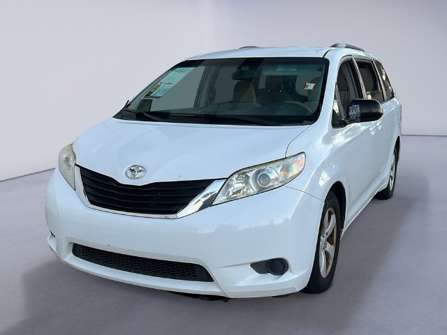 2013 Toyota Sienna LE